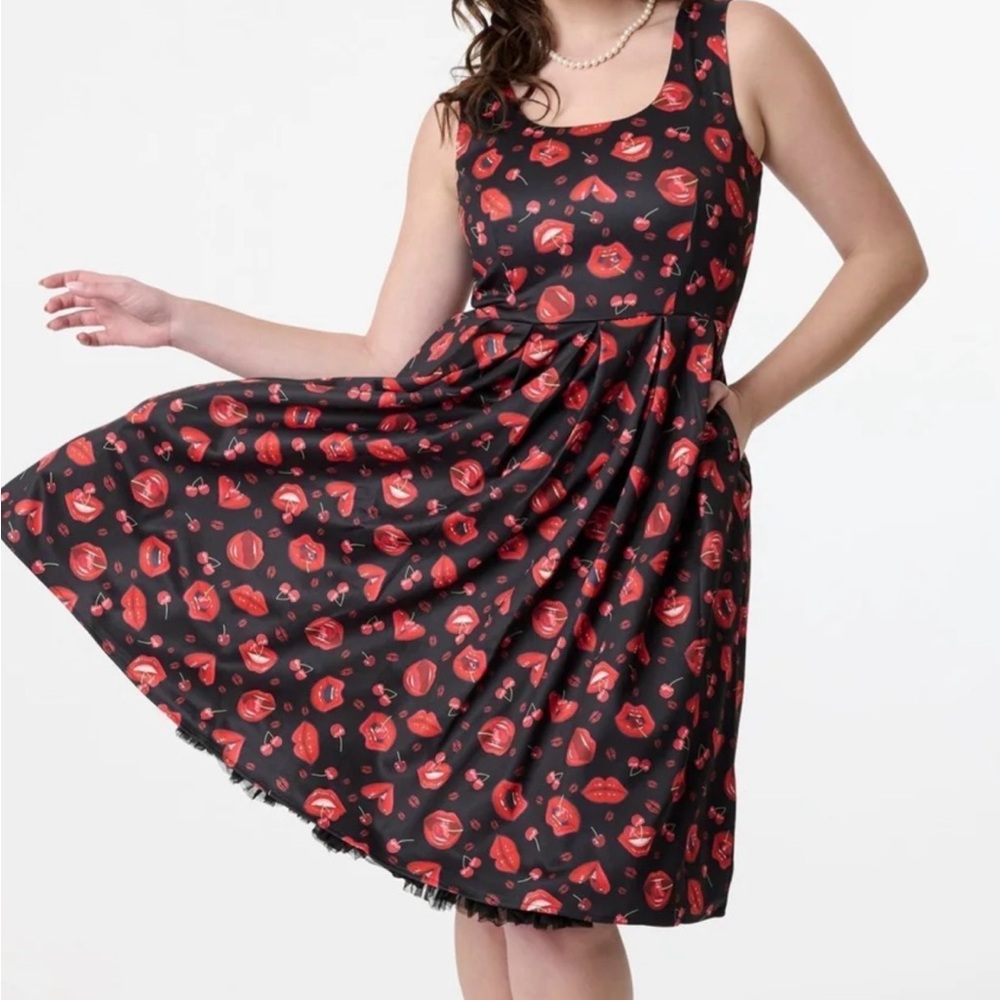 Dolly & Dotty 1950’s Red Lip & Cherry Amanda Swing Dress Sz 10